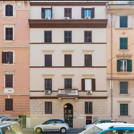 Apartament Elegant Steps From The Vatican Museums *